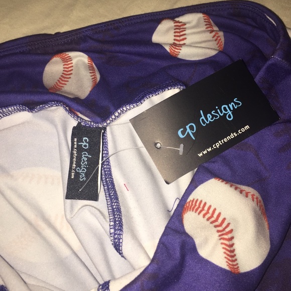 “Gifted” leggings Baseball ⚾️ Homerun - Picture 2 of 6